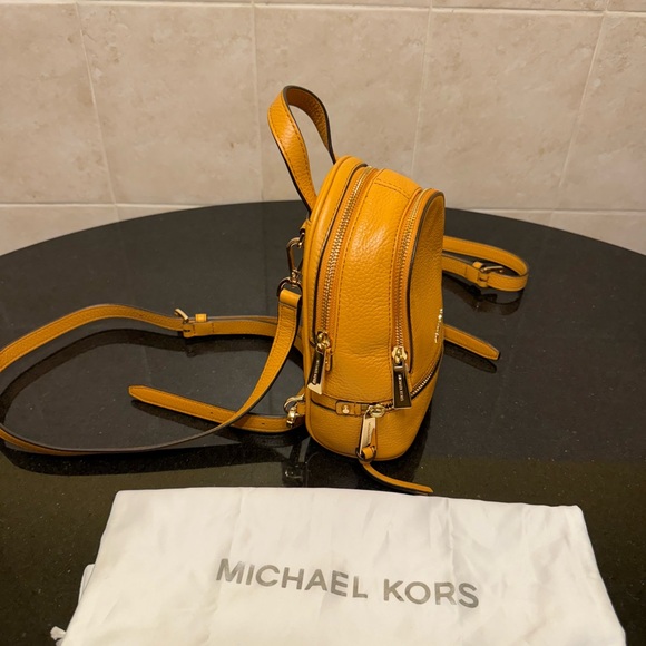 Mini Michael Kors Rhea backpack. - Picture 3 of 13